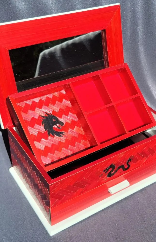 Superbe boite à bijoux de luxe et de caractère sous le signe du 龙