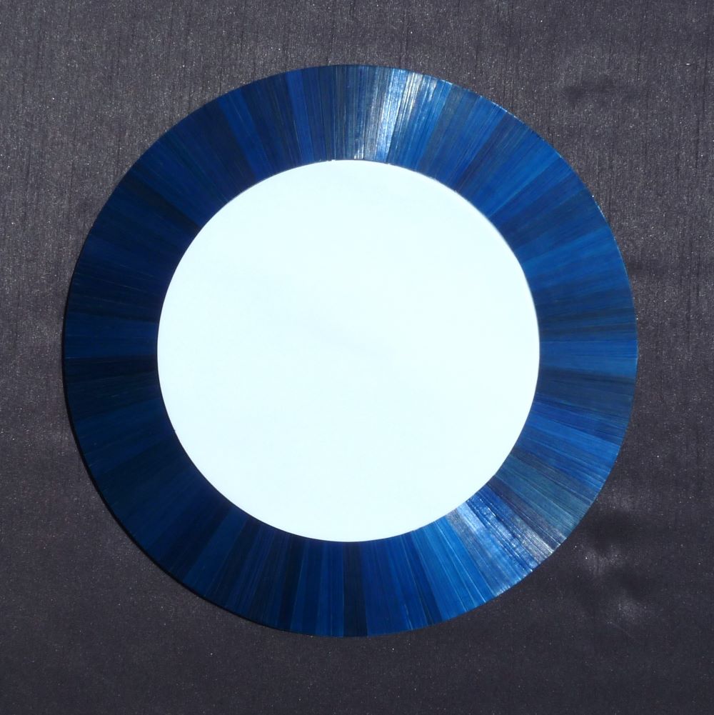 Miroir décoré en marqueterie de paille bleu