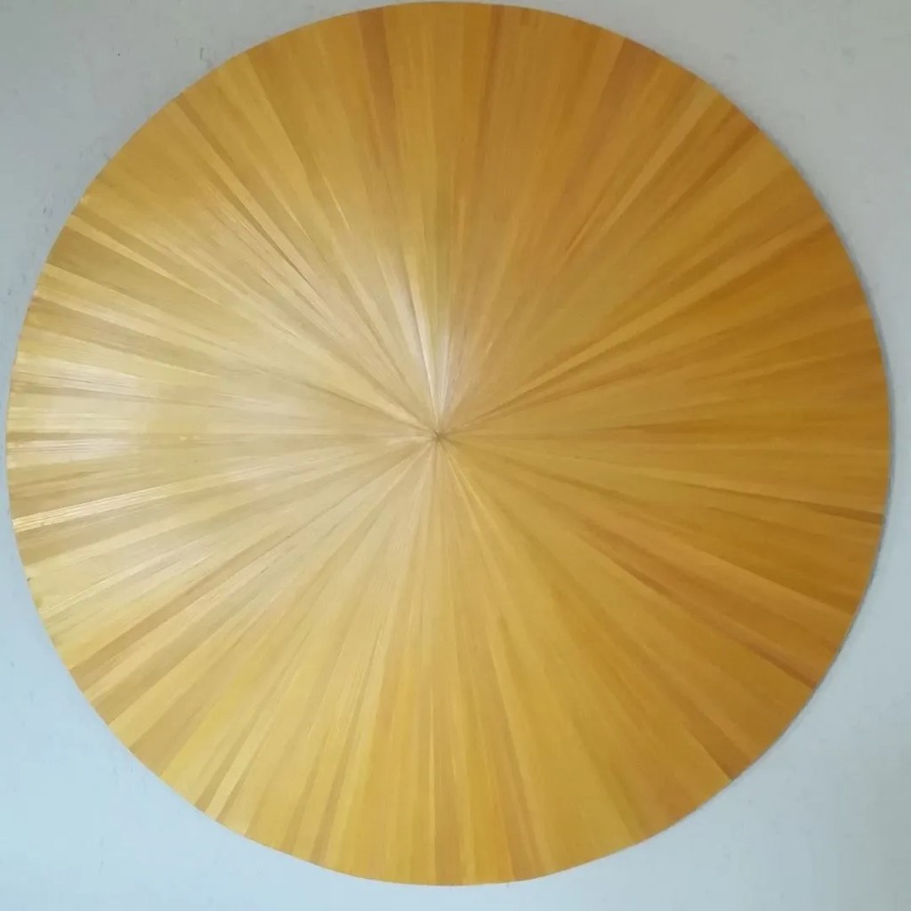 Disque de 60 cm recouvert de paille soleil jaune