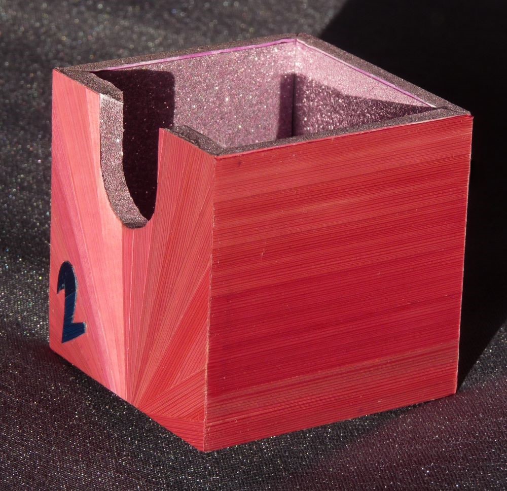 Avent Calendar with straw marquetry One day One pattern One color The 2december Pattern : fan (éventail) Color : bpink (rose)