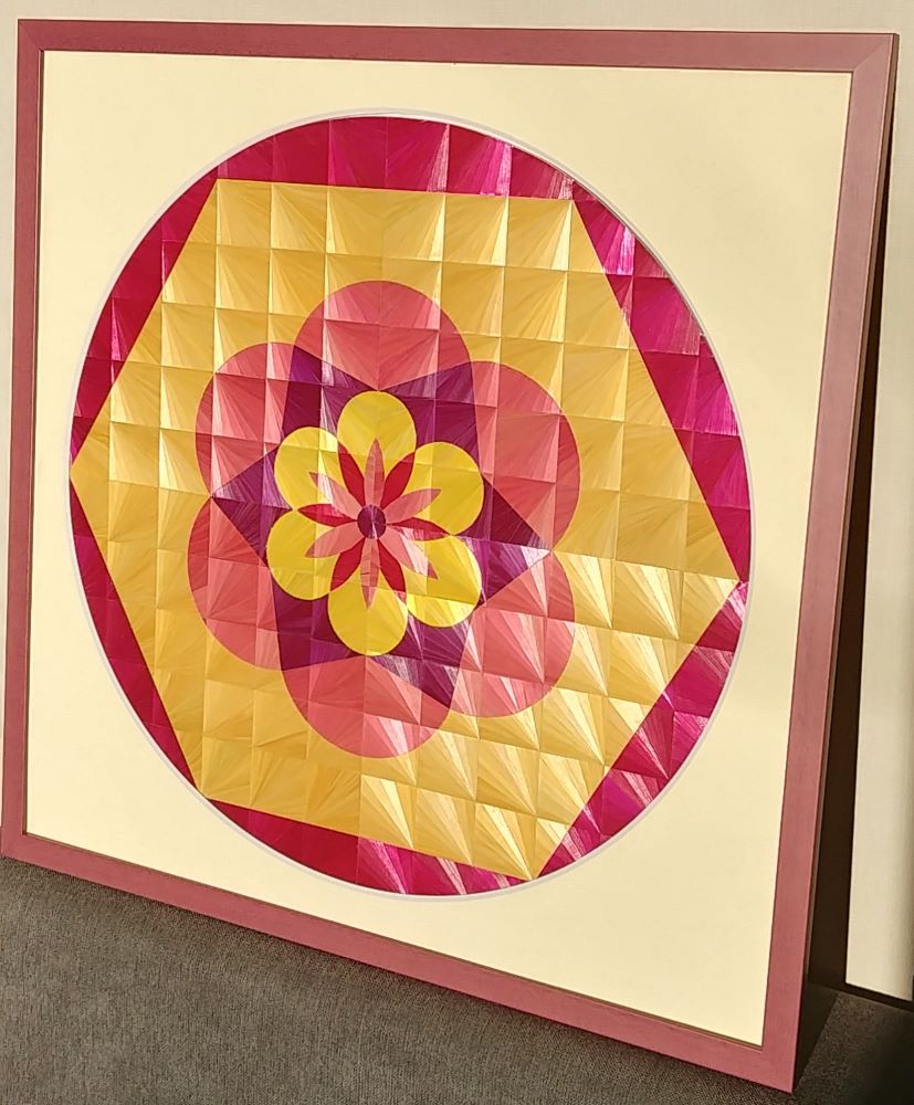 Tableau en marqueterie de paille : le mandala