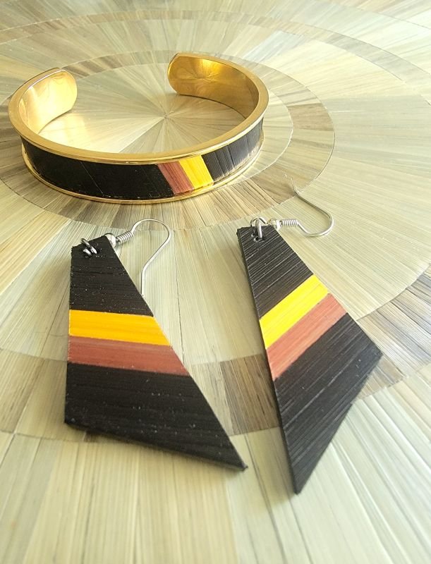 bracelet marqueterie noir cuivre et jaune + boucle oreilles